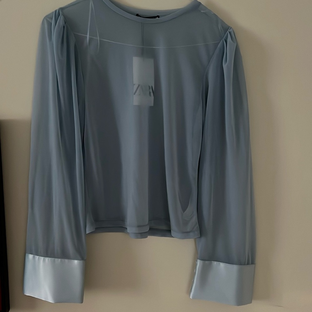 Brand new Zara Top with Ticket!